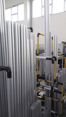 Sistema di profilati in alluminio - 30 series - Milper sas