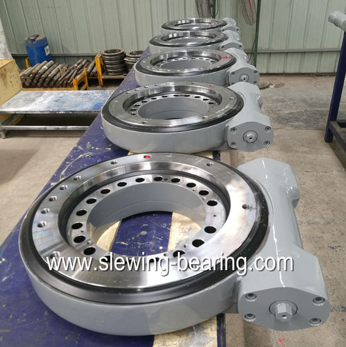 Sistema di trasmissione rotativo a vite senza fine - SE/PE series - XUZHOU FENGHE SLEWING BEARING CO.,LTD - con corona dentata / singolo / doppio