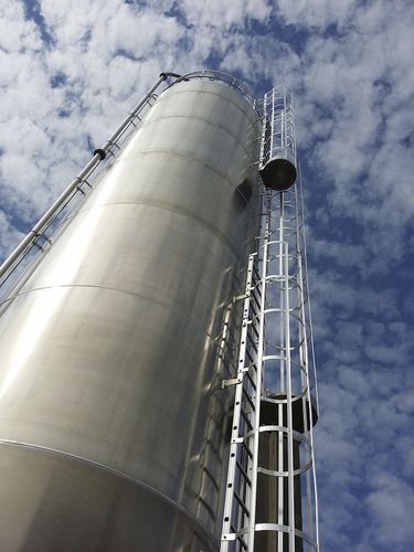 Silo in alluminio - TECHNOSILOS - a fondo piatto / per polveri / per prodotti sfusi