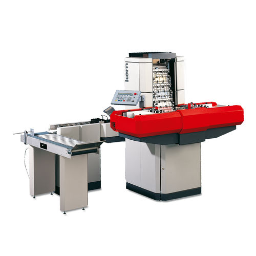 Macchina inseritrice - 686 - KERN