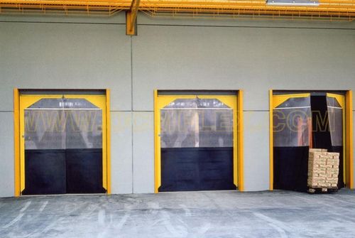 Porta battente - OCM Industrial Doors - in gomma / in PVC / industriale