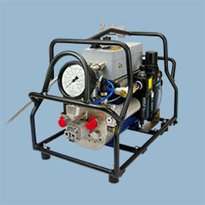 Centralina idraulica con motore pneumatico - IQ-VAX 2-P-Z - PLARAD - Maschinenfabrik Wagner - per chiave dinamometrica / per cantiere / a rumore ridotto