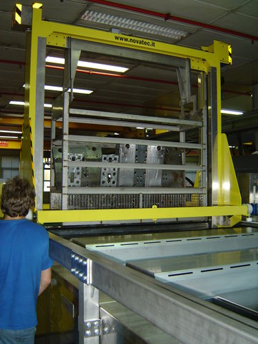 Macchina per pulizia ad ultrasuoni - PLURITANK - NOVATEC srl - Surface Finishing Technology - a immersione / automatica / medica
