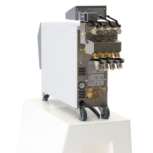 Misuratore di portata ad ultrasuoni - Flow-5 - HB-THERM - volumetrico / per liquidi / in linea