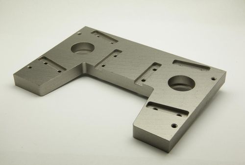 Fresatura conto terzi nichel - LARM a.s. - per applicazioni automotive / CNC / 5 assi