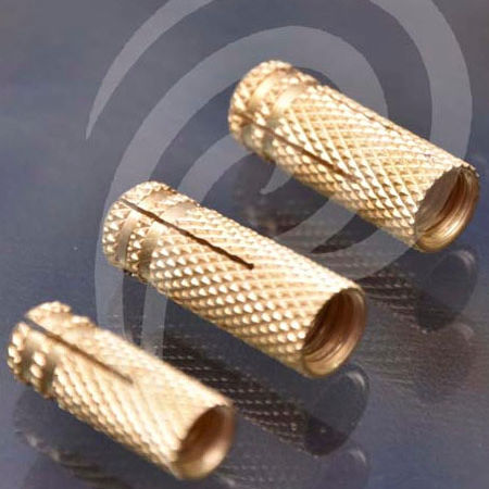 Tassello in metallo - Paani Precision Products LLP