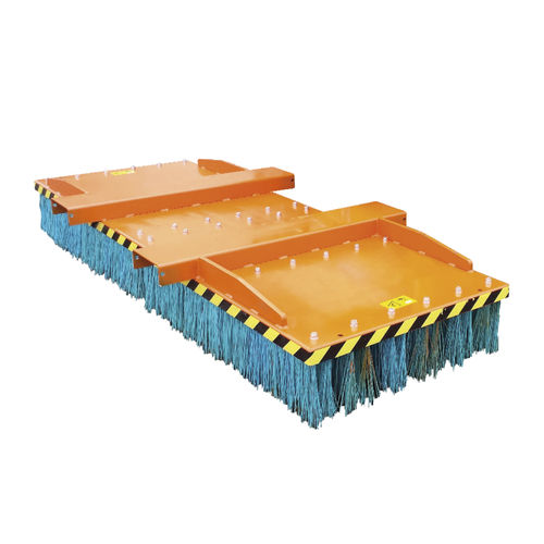 Scopa industriale - SI  - M3 METALMECCANICAMODERNA - per carrelli elevatori / con lama di spinta frontale