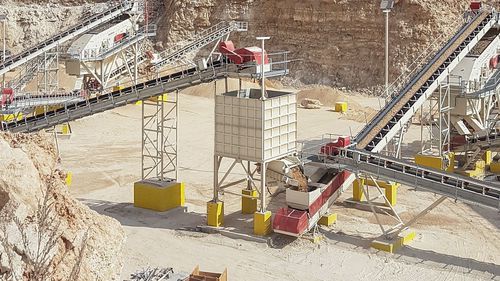 Alimentatore a vibrazione - MVF series - MEKA Crushing Screening and Concrete Batching Technologies - a nastro / di bobina