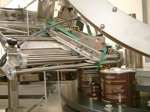 Macchina di etichettatura automatica - Laurent SA - per l'industria alimentare e delle bevande