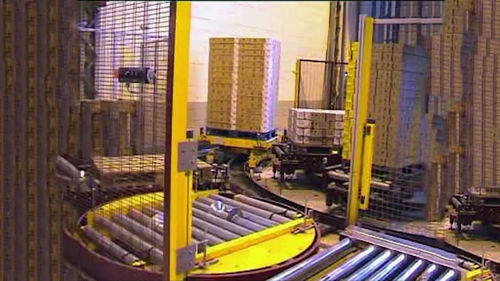 Pallettizzatore a linea multipla - Sinterpack - robotizzato / per apparecchio elettrodomestico / per riscaldamento a induzione