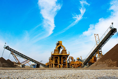 Gruppo di frantumazione e setacciatura a ganascia - YC Series - Henan YCZG Machinery Manufacture Co.Ltd - fisso / ad alta capacità / ad asse orizzontale