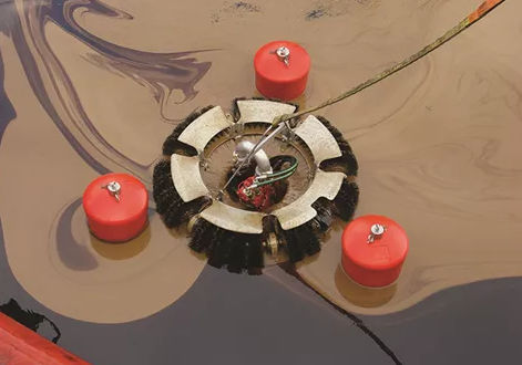 Skimmer per olio - HELIX series - DESMI Pumping Technology A/S - di superficie