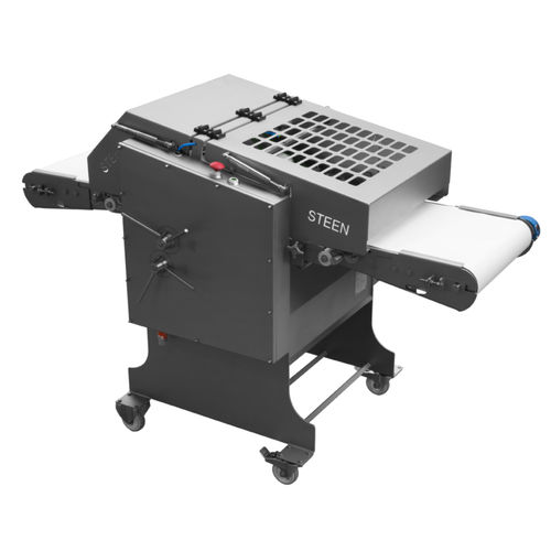 Spellatrice per pesce automatica - ST700V10 - STEEN - F.P.M. INTERNATIONAL - per trote / per salmoni / per eglefini