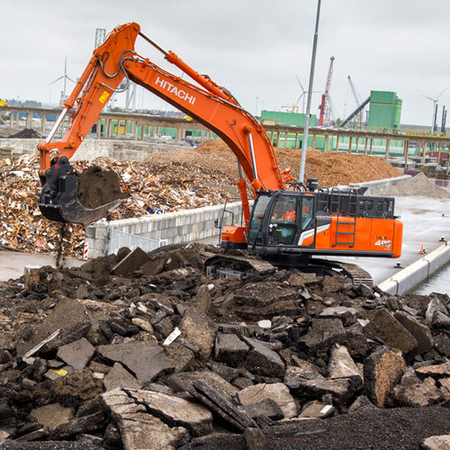 Escavatore di grandi dimensioni - ZX490LCH-7 - Hitachi Construction Machinery Europe - cingolato / diesel / per cantiere di costruzione