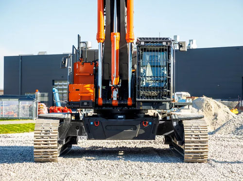 Escavatore intermedio - ZX600MC-7 - Hitachi Construction Machinery Europe - cingolato / diesel / per demolizione