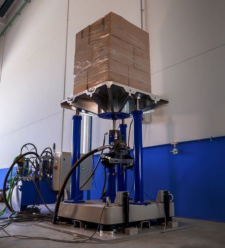 Macchina per prova a vibrazione - innWave - SAFE LOAD TESTING TECHNOLOGIES - automatica / per imballaggi / idraulica