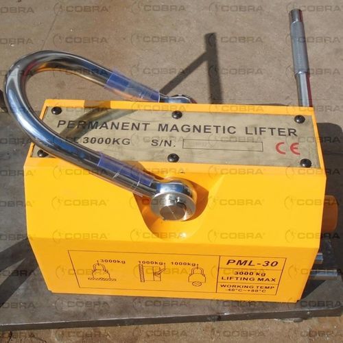 Magnete permanente di sollevamento a commutazione manuale - PM0 series - BEGNI GROUP - per movimentazione / in neodimio / rettangolare