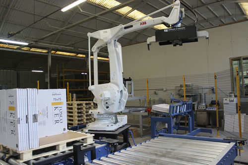 Pallettizzatore robotizzato - TECFORCE 3000 - Ferrari & Cigarini srl - per casse / per bicchieri / cartesiano