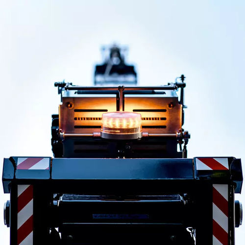 LED visibile - Böcker Maschinenwerke GmbH - girevole / per veicolo da costruzione / segnaletico