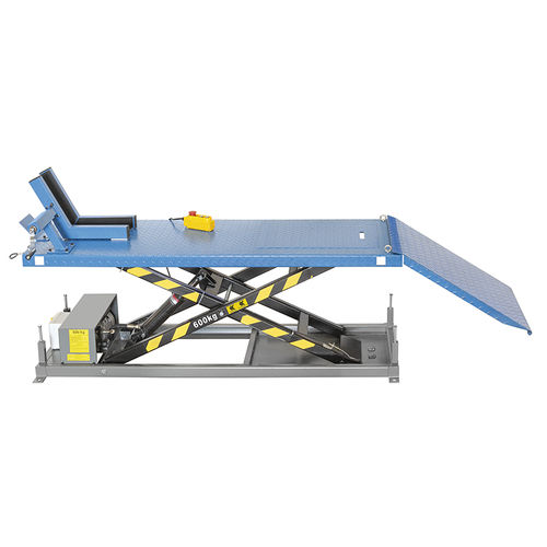 Ponte sollevatore a pantografo - S027 - FERVI - 600 kg / elettroidraulico / per moto