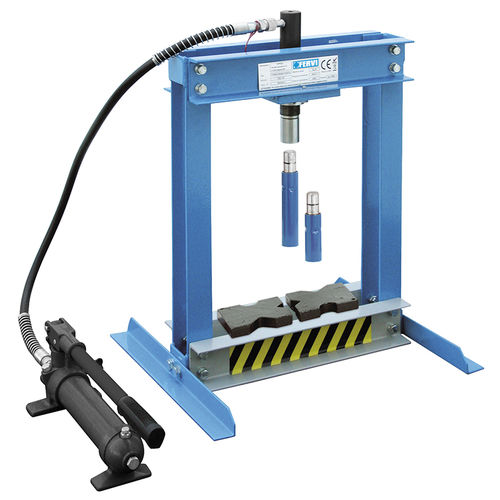 Pressa idraulica - P001/04 - FERVI - di formatura / per applicazioni industriali / a pistone
