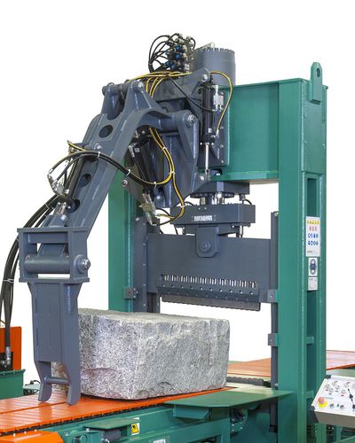 Macchina spaccapietre - Menhir - STEINEX