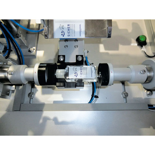 Etichettatrice semiautomatica - TNC-F - b+b Automations- und Steuerungstechnik GmbH - per bottiglie