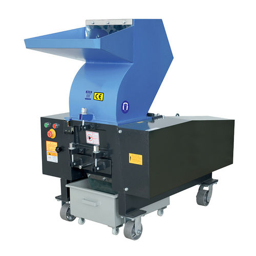 Mulino per materie plastiche - TH-F series - Ningbo SuRui Machinery Co.,Ltd - a coltelli / verticale / mobile