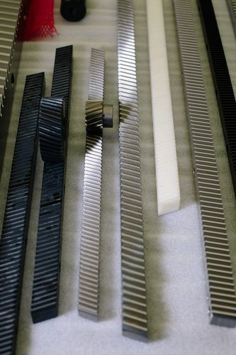 Cremagliera a dentatura diritta - Molinati - a dentatura elicoidale / in plastica / in acciaio