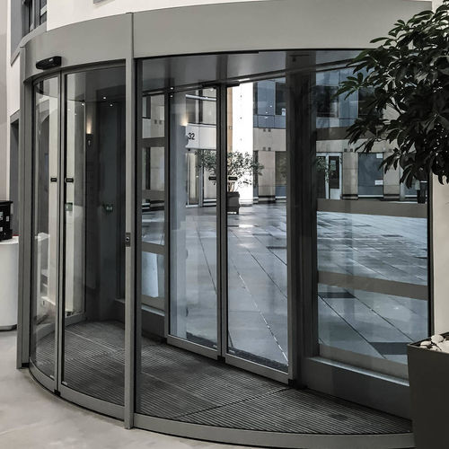 Porta scorrevole circolare - SRM - Gilgen Door Systems AG - in vetro / per interno / design