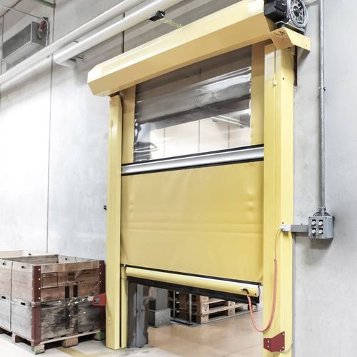 Porta rapida - Gilgen Door Systems AG - ad avvolgimento / in PVC / vetrata
