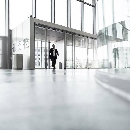 Porta scorrevole - Standard - Gilgen Door Systems AG - per interno / di accesso