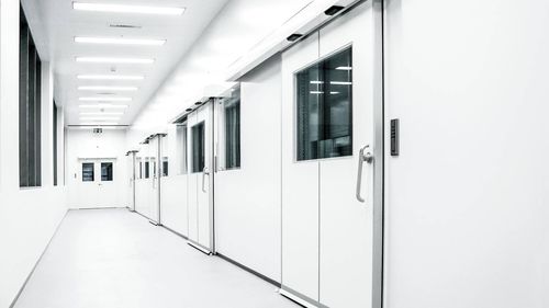 Porta scorrevole - Gilgen Door Systems AG - per interno / automatica / a chiusura ermetica