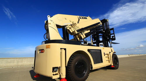 Carrello elevatore diesel - HNFC120-450 - Fujian Huanan Heavy Industry Machinery Manufacturing Co.,Ltd. - con conducente seduto / 4 ruote / controbilanciato