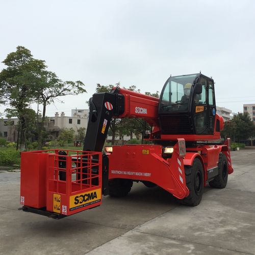 Movimentatore telescopico per terreno accidentato - HNTR40 - Fujian Huanan Heavy Industry Machinery Manufacturing Co.,Ltd. - con torretta girevole
