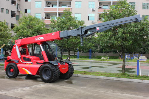Gru telescopica - HNT110-2C - Fujian Huanan Heavy Industry Machinery Manufacturing Co.,Ltd. - mobile / per facciate di edifici / forestale