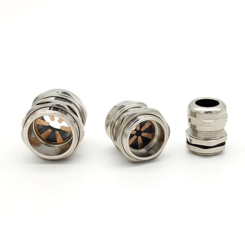 Pressacavo con schermatura EMC - JX-D.G series - YUEQING JIXIANG CONNECTOR CO., LTD - in ottone nichelato / IP68 / filettato