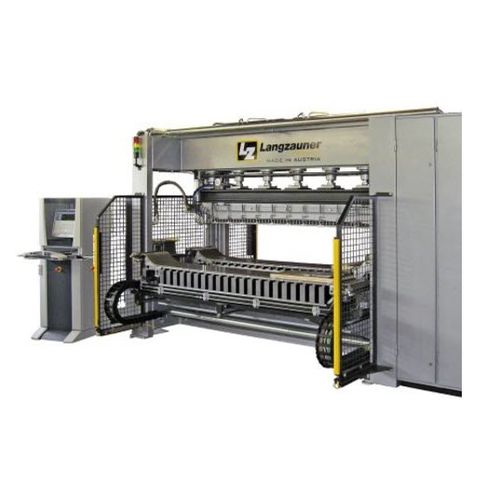 Pressa di formatura RTM - Langzauner - per materiali compositi / per sci / a pistone con corsa ascendente