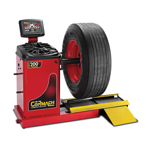 Equilibratrice per camion - MEC 200 - Cormach S.r.l. Correggio Machinery - per bus / per automobile / automatica