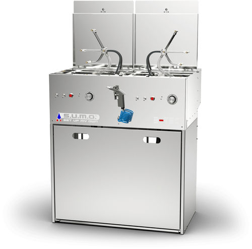 Macchina di lavaggio ad acqua - S.U.M.O. - B-TEC GmbH - a spruzzo / a solvente / a spazzzola