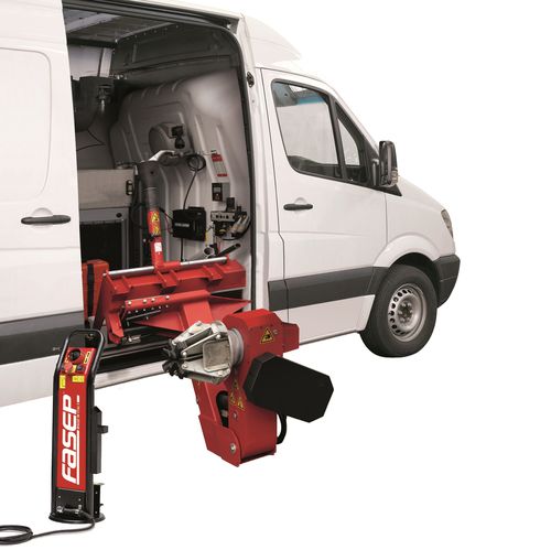 Smontagomme per camion - RGU.2671.Mobile - FASEP 2000 SRL - automatico / orizzontale / elettroidraulico