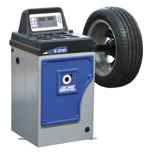 Equilibratrice per automobile - S 810 - GIULIANO INDUSTRIAL S.p.A. - automatica