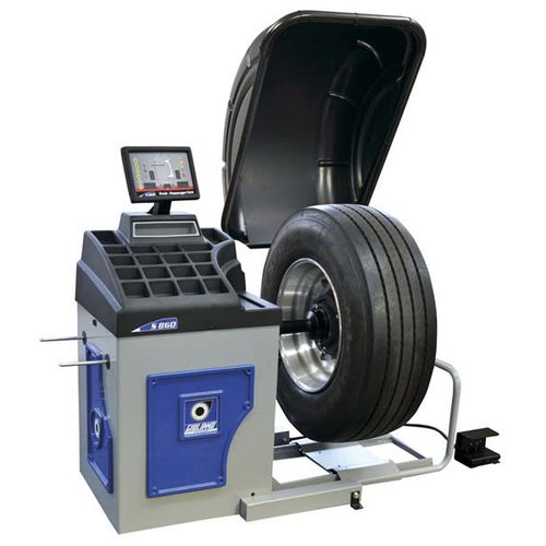 Equilibratrice per camion - S 860 - GIULIANO INDUSTRIAL S.p.A. - per bus / per automobile / automatica