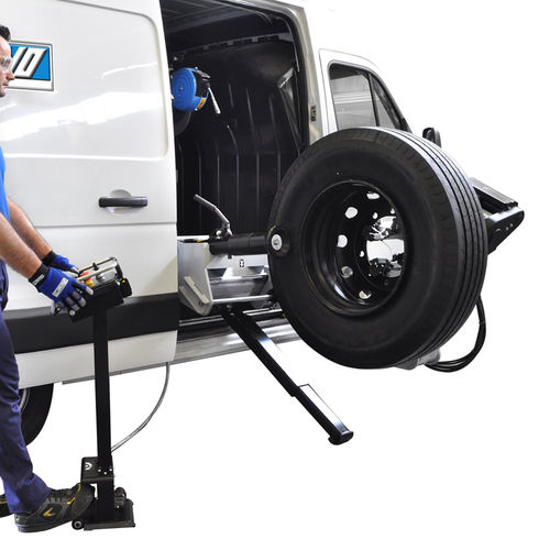 Smontagomme per camion - S 562 - GIULIANO INDUSTRIAL S.p.A. - per bus / automatico / orizzontale