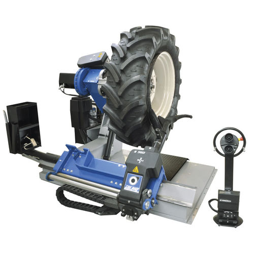 Smontagomme per camion - S 560 - GIULIANO INDUSTRIAL S.p.A. - veicolo agricolo / superautomatico / orizzontale