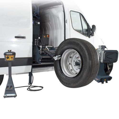 Smontagomme per camion - megamount 2-26T - Hofmann Megaplan GmbH - semiautomatico / orizzontale / elettroidraulico