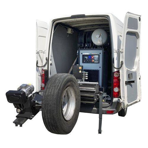Smontagomme per camion - MEGAMOUNT 2-26T2 - Hofmann Megaplan GmbH - automatico / orizzontale / elettroidraulico