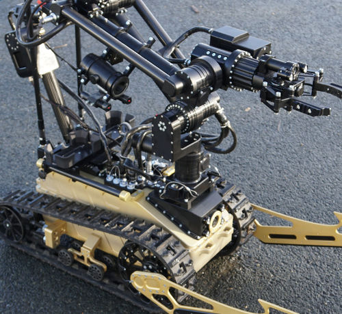 Robot di ispezione per ambienti pericolosi - ATRAX - Shark Robotics (Shark Energy) - cingolato / di intervento / di movimentazione
