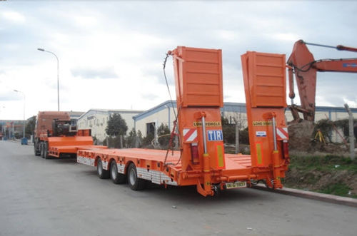 Rimorchio a pianale - ThorTrailer - per attrezzatura industriale / a 3 assi / trainato