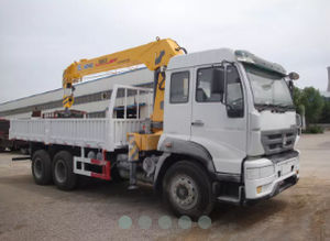 Autogrù - HOWO 6X4 - CLW GROUP - per cantiere